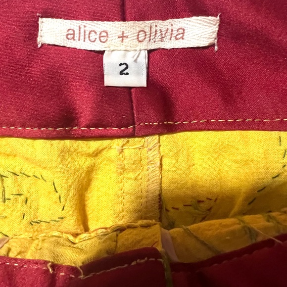 Alice+ Olivia Vintage Mini Skirt Rare Yellow Embroidered  SZ 2 EUC - Picture 3 of 8